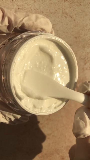 Омолаживающий крем для лица дневной 40+ смотреть онлайн