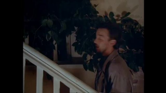 Поезд до Бруклина (1995) car chase scene смотреть онлайн