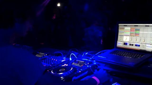 Marcelo Cura (Live) @ Reset 5 - Faust - 01-05-2015 смотреть онлайн