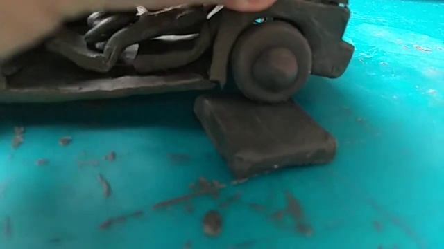 Роздавил машину из пластилина было жозка !!!! смотреть онлайн