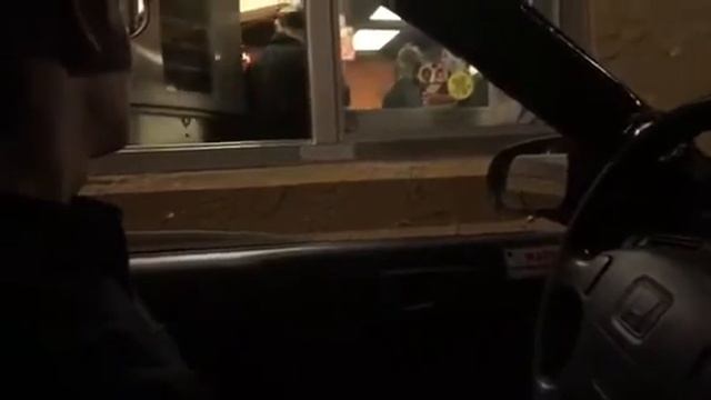 8000 watt tacobell drivethrough смотреть онлайн