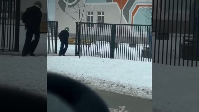 ПРО РЮКЗАК И ЗАБОР смотреть онлайн