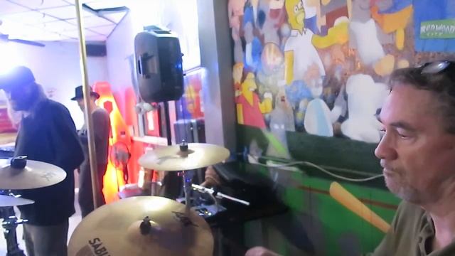 BLACK MAGIC WOMAN cover Street Kicker band at Bobby D's gig Redwood City, CA drum cam смотреть онлайн
