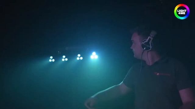 MUSICEXPRESS: LIGHT4ME BELKA LED TRI PAR ZESTAW OŚWIETLENIOWY