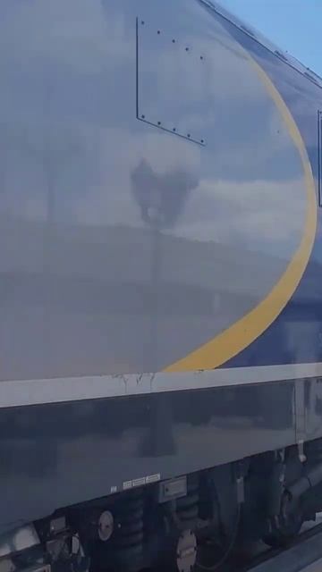 Random video of CDTX 2106 sitting at Bakersfield, CA with a Siemens Venture set on 4-6-24. смотреть онлайн