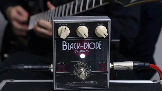 ZIRANTE Black Diode Overdrive (Demo by Roberto Gagliardi) смотреть онлайн