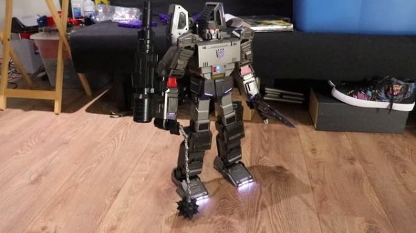 Robosen Megatron, Still Cool But Still Expensive | #transformers Robosen Flagship Megatron Review