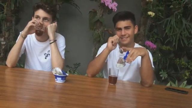 Trabalho Português Rap - Buzela Myrrha e Rafinha смотреть онлайн