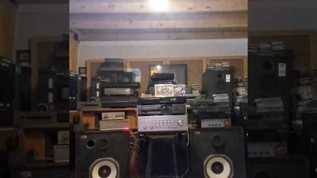 QUAD 33 & QUAD 405 & JBL OLD VINTAGE 50s ERA PRUEBA DE SEPARACION DE BAJOS MEDIOS Y AGUDOS U2 смотреть онлайн