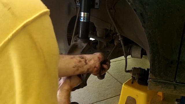 Troca Amortecedores Dianteiros VW Polo - Parte 4/4 (Reinstalação) смотреть онлайн