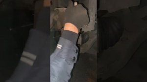 Замена колодок на Toyota Camry 40, 2,4