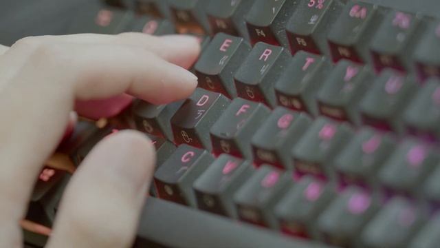 Asian Bopomofo Delight Best 60% Keyboard Sound with Silver Switch Typing 1 смотреть онлайн