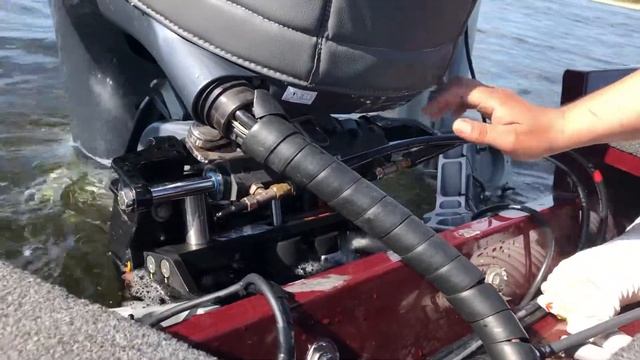 FINVAL 555 Fish Pro Видео обзор гидравлический транцевый лифт Seastar 6