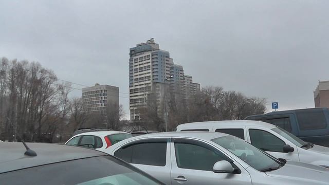 25.11.2016 У Молодежного центра в Казани. 03091 смотреть онлайн