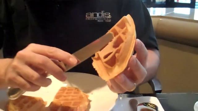 Waffle Time - How to create the perfect peanut butter and jelly waffle смотреть онлайн