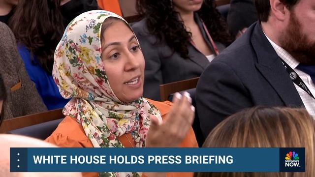 Watch: White House holds press briefing | NBC News смотреть онлайн