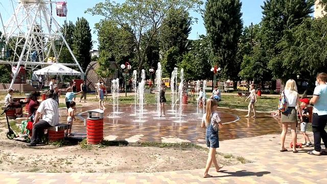 Фонтан, лето, Шостка