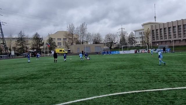 ПариНН белые - Вектор смотреть онлайн