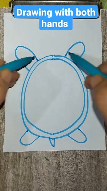 Drawing with both hands #shorts #turtle смотреть онлайн