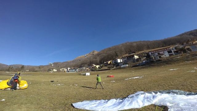 ANDY AKA BLESO VOLO PARAPENDIO TICINO смотреть онлайн