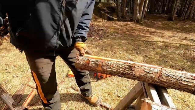136 - Draw Knife & Chisel - Peeling Logs Using Various Tools - Part 2 of 3 смотреть онлайн
