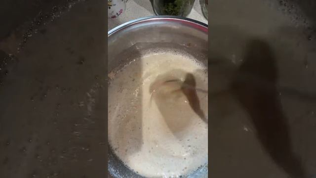 Как убрать кислоту в тесте, которое на ржаной закваске смотреть онлайн