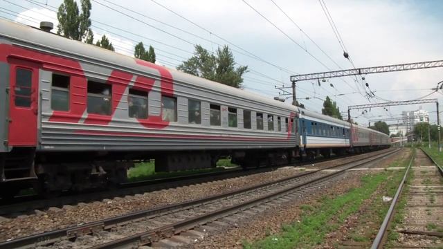 ЭП1М-706 с поездом №312 Воркута — Новороссийск