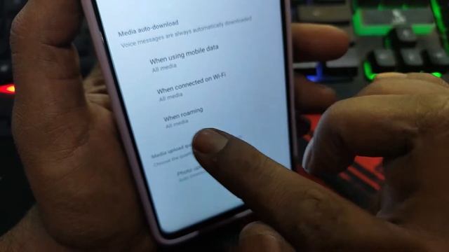 Whatsapp auto downloading close kare || whatsapp par photo video apne aap download ho raha hai смотреть онлайн