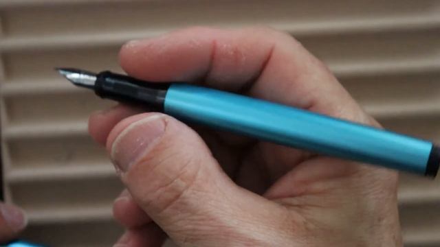 Pilot Explorer, Fountain Pen Review смотреть онлайн