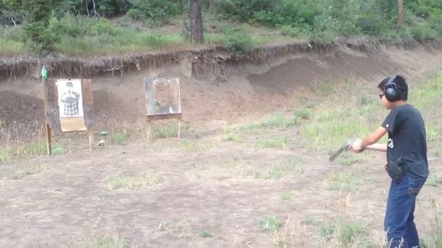 500 Magnum 8 Inch Barrel Vs. 7up Bottle With Water