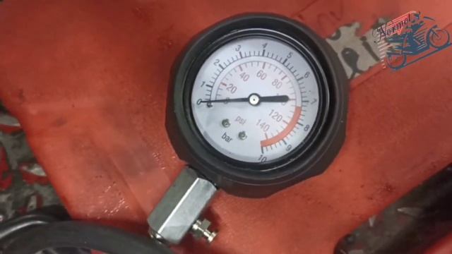 Moto Pulsar NS160 con problemas en la presión del aceite. смотреть онлайн