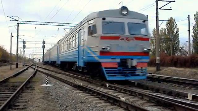 ЭР9м-522 городская электричка смотреть онлайн