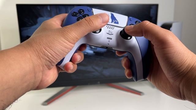 Limited Edition PS5 Dual Sense Wireless Controller | God of War Ragnarök Unboxing смотреть онлайн