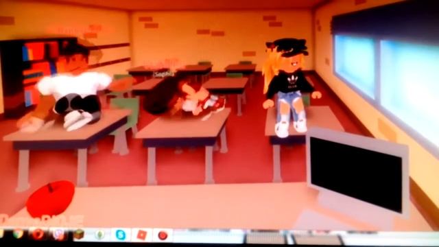 Клип ( В роблокс) Испорченный компот. смотреть онлайн