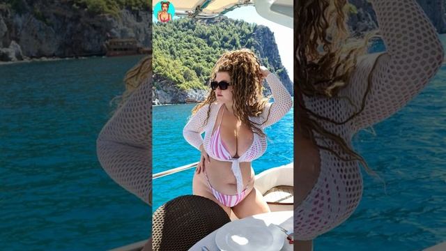 Alena Ostanova ☑️ Beautiful Curvy Fashion Model & Influencer, Biography