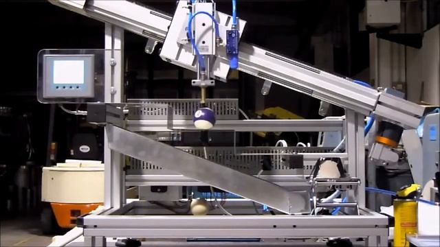 Pick And Place Robot For School Thesis Done With Vacuum Components Of Vuototecnica