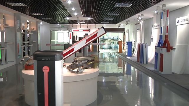 barrier gate DZ120, LED Light Boom, a beacon for smooth traffic flows смотреть онлайн