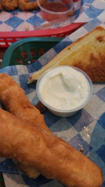 Halibut fish and chips and clam chowder #shorts fire 🔥 😋 смотреть онлайн