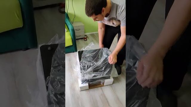 SVS PB-1000 Unboxing [EN Subtitles] смотреть онлайн