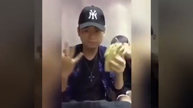 Фокусник и его друг. смотреть онлайн