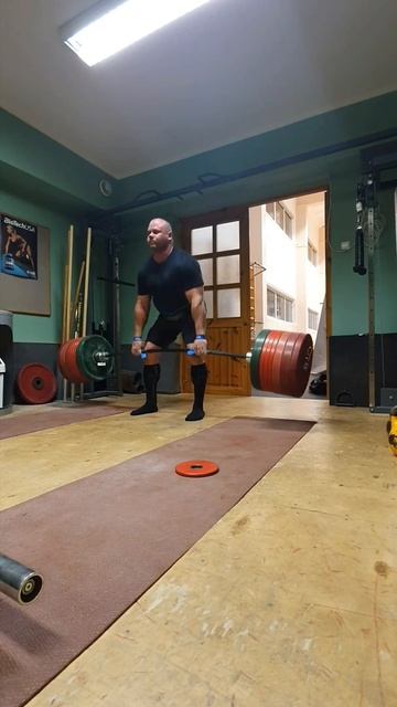 Deadlift 425kg / 937 lb x 2 смотреть онлайн