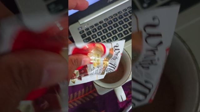 Kopiko Mocha vs Torabika Cappuccino!! Which is the best coffee? смотреть онлайн