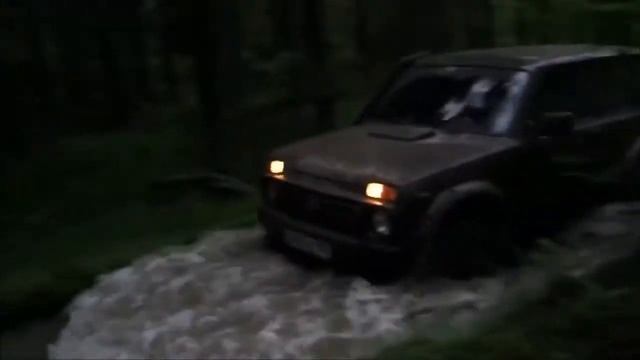 Lada Niva Serious Offroad смотреть онлайн