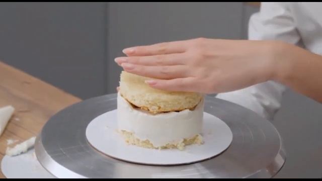 Such an unusual... Bento Cake - Walnut! смотреть онлайн