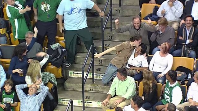 HD video of Jeremy Fry - Celtics Fan Dancing to Bon Jovi Living on a Prayer at a Celtics game смотреть онлайн
