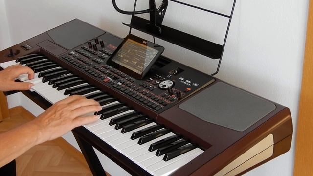 Herz Polka gespielt auf dem Keyboard Korg Pa 1000 Musikant смотреть онлайн