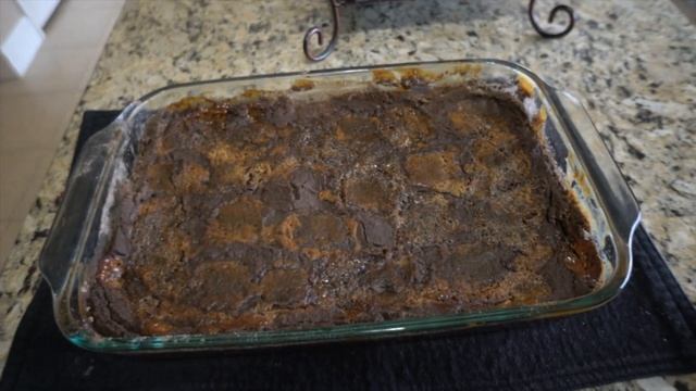 BETTER THAN OREOS CAKE | HOLIDAY CAKE | VLOGMAS смотреть онлайн