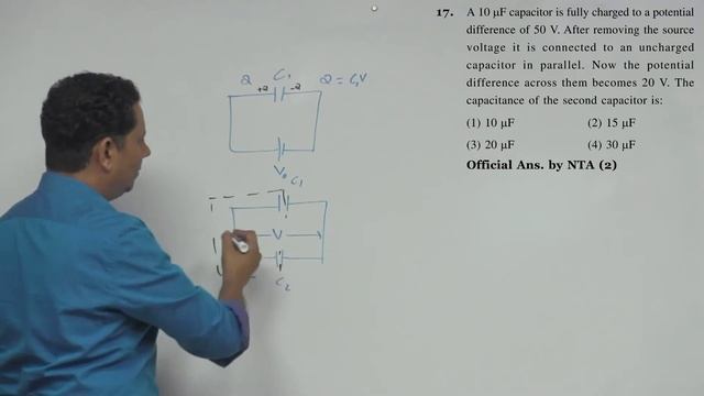 A 10 capacitor is fully charged to a potential difference of 50 V.After removing the source voltage смотреть онлайн