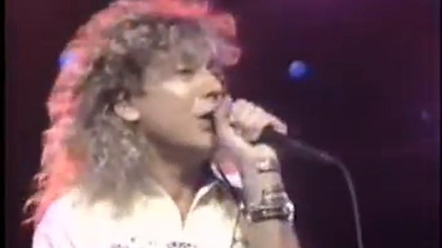 Led Zeppelin - Kashmir (Live) смотреть онлайн