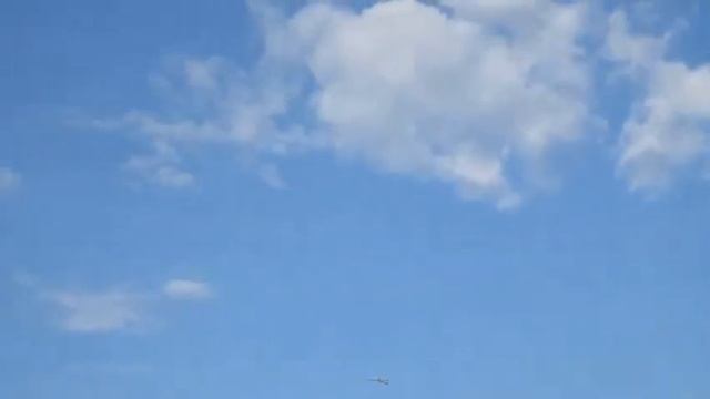 Двумоторен Twin motor RC Acro 1700 mm Wingspan смотреть онлайн